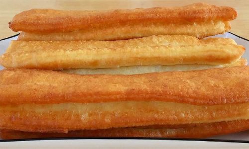 How to Make Delicious and Easy Fried Dough Sticks