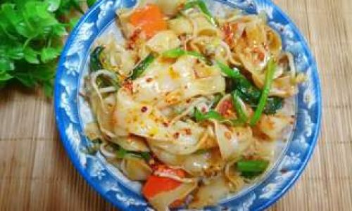 How to Make Oil-Splashed Noodles:A Culinary Delight from Scratch