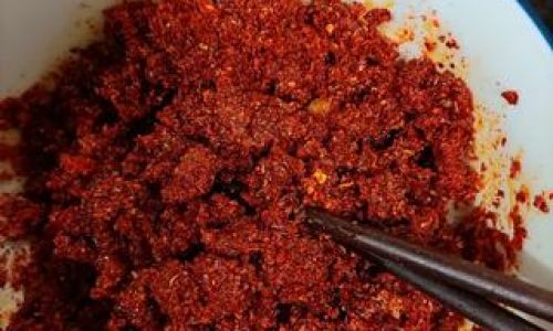 Crafting the Perfect Chili Oil:A Step-by-Step Guide to Making Oil-Splashed Chili Sauce