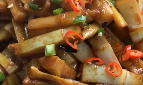 Mastering the Art of Oil-Braised Bamboo Shoots:A Culinary Journey