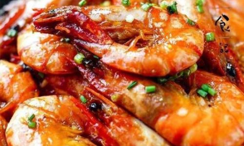 An Introduction to the Culinary Art of Braising Prawns in Oil