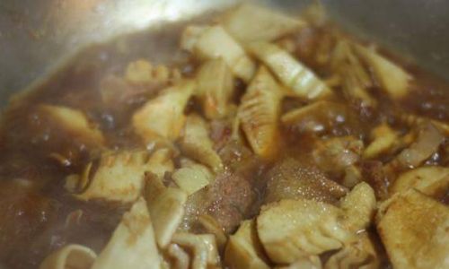 The Great Debate:Should You Boil Spring Bamboo Shoots for Oil-Braised Dishes?