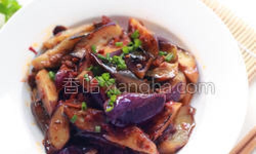 Stir-Frying Eggplant in a Wok:A Culinary Delight Unveiled
