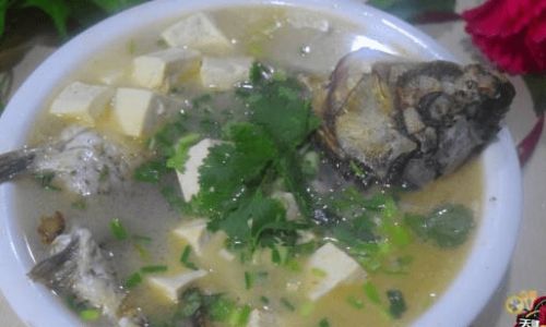 Crafting a Delicious and Easy-to-Make Oil Tofu Soup