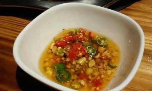 Mastering the Art of Crafting a Delicious Oil Dipping Sauce