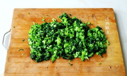 Mastering the Art of Making Delicious Rapeseed Canola)Cabbage Dumpling Filling