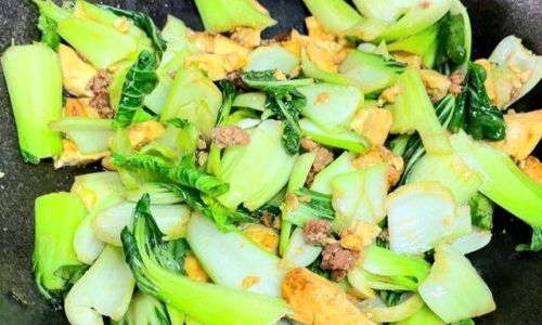 Mastering the Art of Delicious Stir-Fried Tofu with Rapeseed Greens