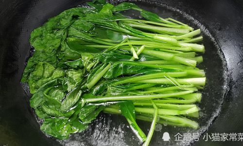 Cooking Rapeseed Greens Without Blanching:How Long to Stir-Fry for Optimal Tenderness