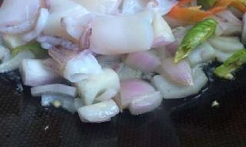 How to Make Stir-Fried Squid:A Delicious Culinary Adventure