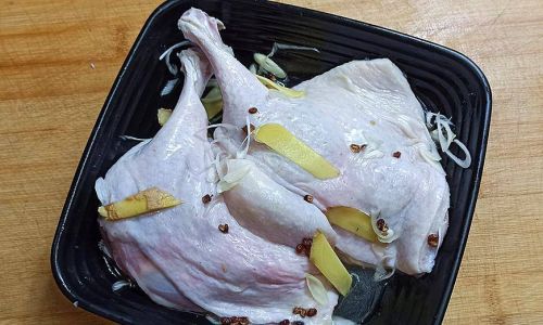 The Art of Crafting Salt-Dried Duck:A Traditional Culinary Delight
