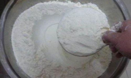 How to Make Steamed Mantou with Baking Soda