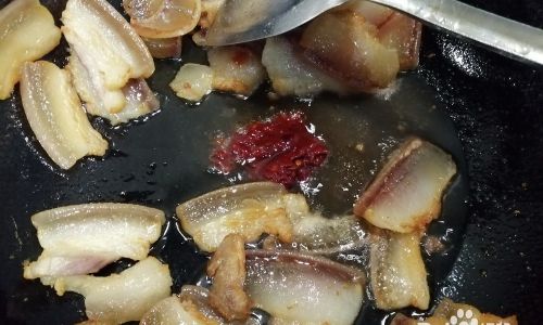 Mastering the Art of Tenderizing Meat with Cornstarch:A Culinary Journey