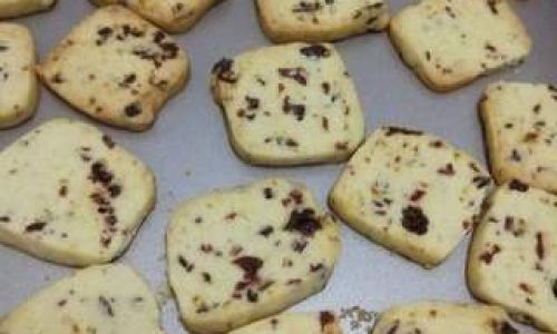 Baking Delicious Cookies in Your Oven:A Step-by-Step Guide