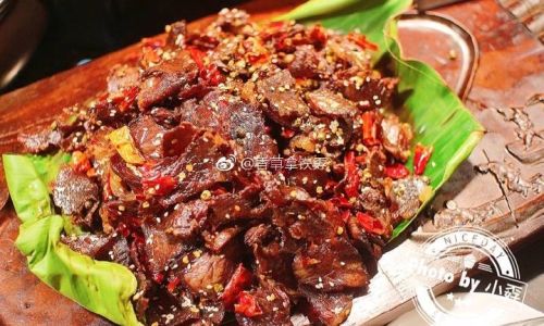 Exploring Dalis Culinary Treasures:A Journey Through Yunnans Unique Flavors