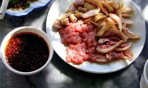 Exploring Dalis Culinary Treasures:A Journey Through Yunnans Unique Flavors