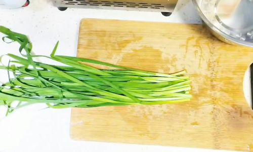 Mastering the Art of Cooking Chinese Chives:A Comprehensive Guide to Flavorful and Versatile Dishes