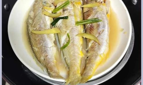 Mastering the Art of Steamed Large Yellow Croaker:A Guide to Culinary Excellence