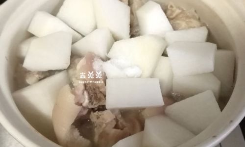 The Ultimate Guide to Crafting the Most Flavorful Bone Broth:Best Ingredients to Elevate Your Soup