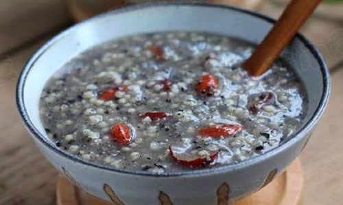 A Culinary Journey:Discovering the Art of Making Mulberry Leaf Porridge