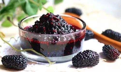 Discover the Delightful Culinary Fusion:A Guide to Making Mulberry Lemon Jelly Milk Collision