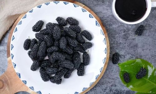 The Art of Drying Mulberries:How Long to Sun-Dry Mulberry Fruits Before Enjoying Them