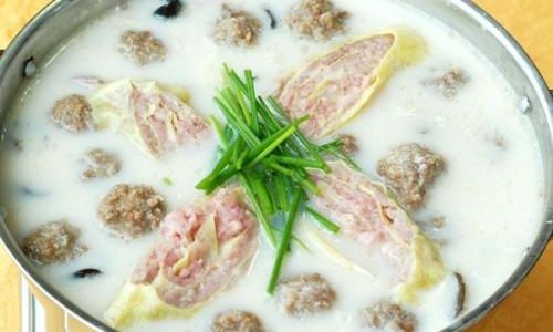 How to Make a Delicious Three-Delicacy Hot Pot