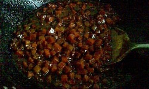 Crafting a Delicious Fried Sauce Gravy with Doubanjiang