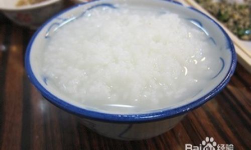 How to Cook Rice Porridge Using an Electric Rice Cooker