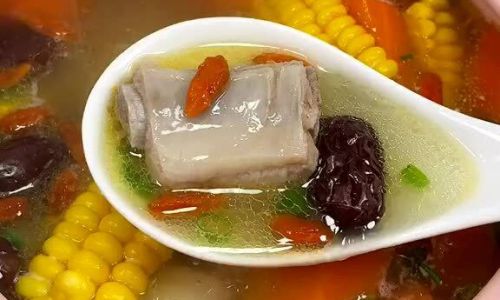 How to Make a Nutritious Pork Rib Soup