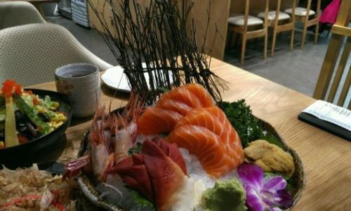 Mastering the Art of Preparing Sakura Shrimp Sashimi