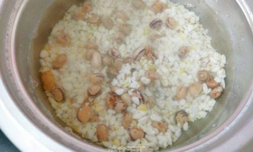Is Dazha Zhou Corn Grits Porridge)an Alkaline or Acidic Food?A Comprehensive Dietary Analysis