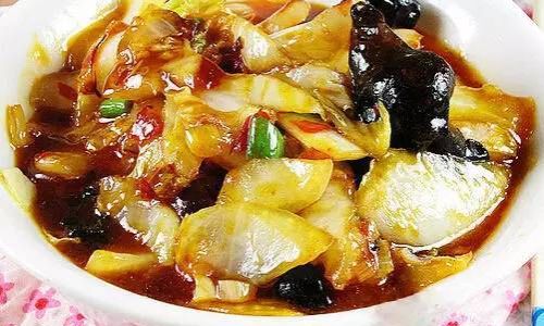 A Comprehensive Guide to Delicious and Easy Chinese Cabbage Recipes for Home Cooks