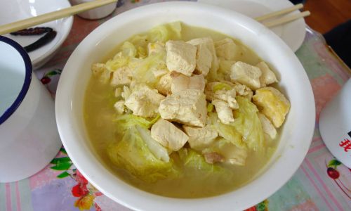 A Hearty and Nutritious Guide to Crafting the Perfect Chinese Cabbage and Tofu Soup