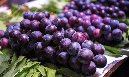 To Peel or Not to Peel,To Seed or Not to Seed:The Ultimate Guide to Juicing Grapes