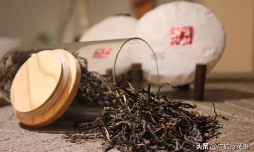 Preserving the Essence:A Comprehensive Guide to Storing Opened Tea Leaves for Longevity and Flavor