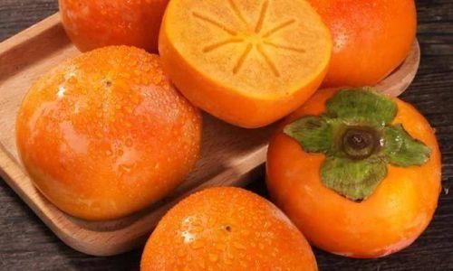 Mastering the Art of Preparing Crispy Persimmons:Delicious Recipes and Techniques