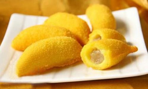 Crispy Banana Fritters:A Delightful Homemade Recipe for Sweet and Golden Treats