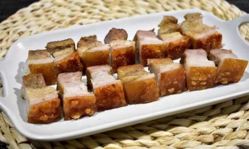 Mastering the Art of Cooking Crispy Pork Belly:Perfecting Roasting Time for Irresistible Results