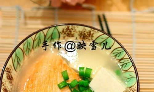 How to Make a Delicious Salmon Soup:A Step-by-Step Guide