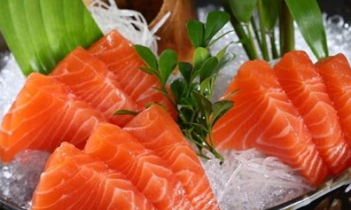 Mastering the Art of Cooking Salmon:Techniques and Tips for a Flavorful Dish