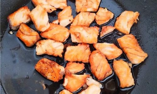Mastering the Art of Crafting Delicious Salmon Fillets