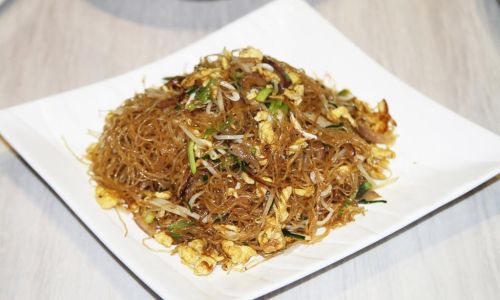 A Homestyle Recipe for Three-Shredded Fried Rice Noodles