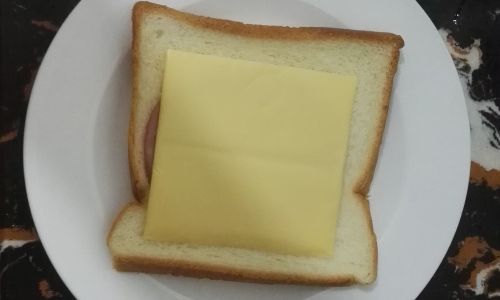 How to Make Simple yet Delicious Sandwiches That Wont Stick to Your Pan