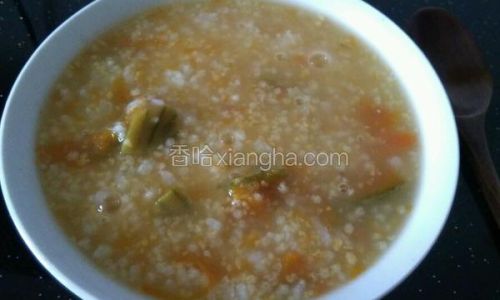 The Art of Making Sanhuang Porridge:A Traditional Culinary Delight