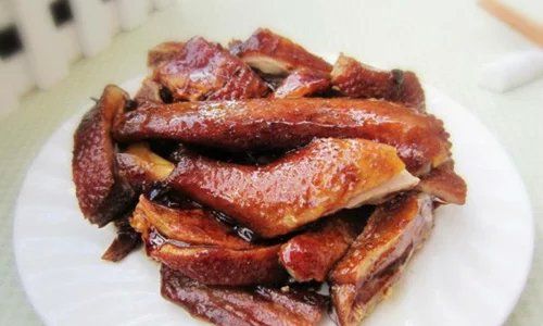 How to Make Three-Cup Duck:A Culinary Journey Through Traditional Flavors