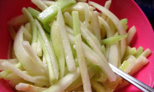 Mastering the Art of Making Sai Xianggua:A Delightful Dessert with a Twist