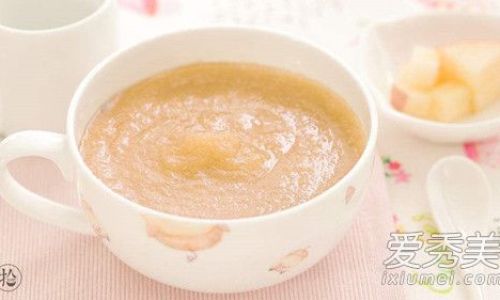 Should Baby Apple Puree Be Steamed Before Feeding?