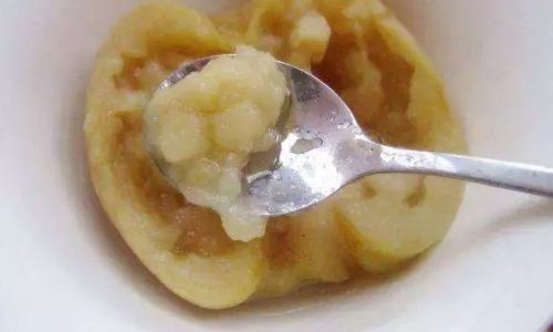 Should Baby Apple Puree Be Steamed Before Feeding?