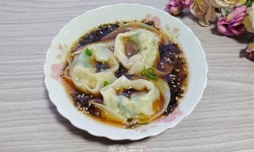 A Culinary Delight:Crafting the Perfect Silver Fish and Celery Wonton