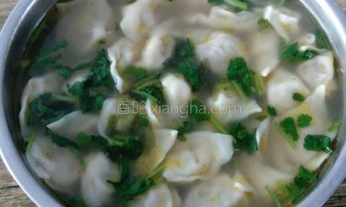 A Culinary Delight:Crafting the Perfect Silver Fish and Celery Wonton